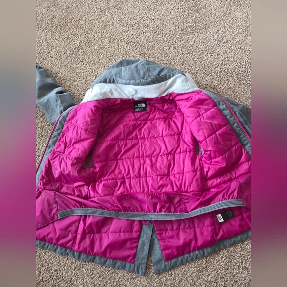 The North Face Ski Jacket - Picture 7 of 8